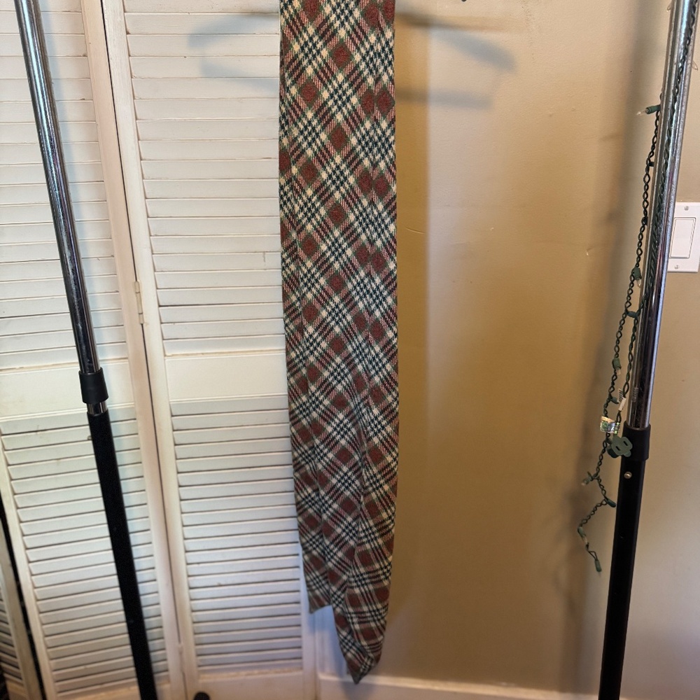 Plaid Pencil Skirt - Picture 5 of 5
